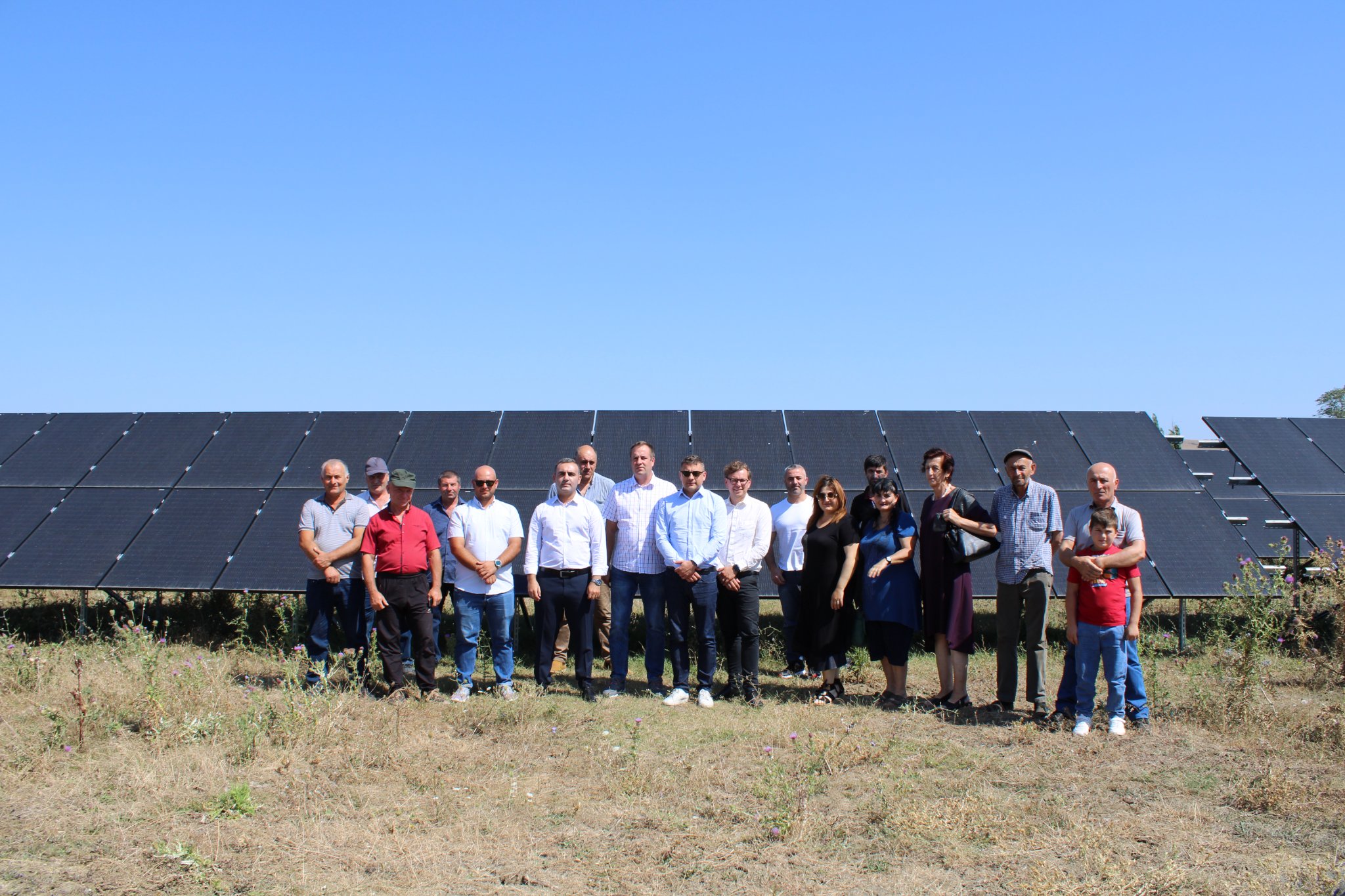 2022 წლის 17 აგვისტოს შიდა ქართლში მზის ელექტროსადგურის პროექტის ფარგლებში, ვიზიტით იმყოფებოდნენ ლიეტუვური ორგანიზაცია “სოლეტ ტექნიკსისა” და ქართული კომპანია შპს “მზის სახლის” წარმომადგენლები.